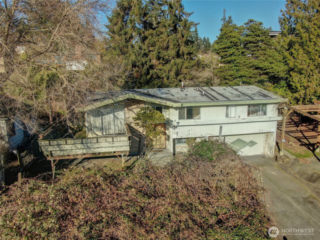 6330 NE 181st Street, Kenmore, WA 98028