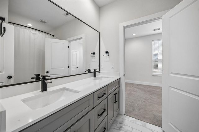 2627 Paul Quinn Street C, Houston, TX 77091