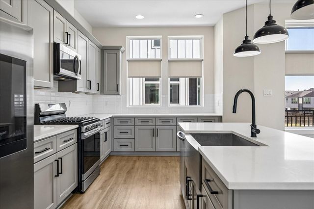 2627 Paul Quinn Street C, Houston, TX 77091
