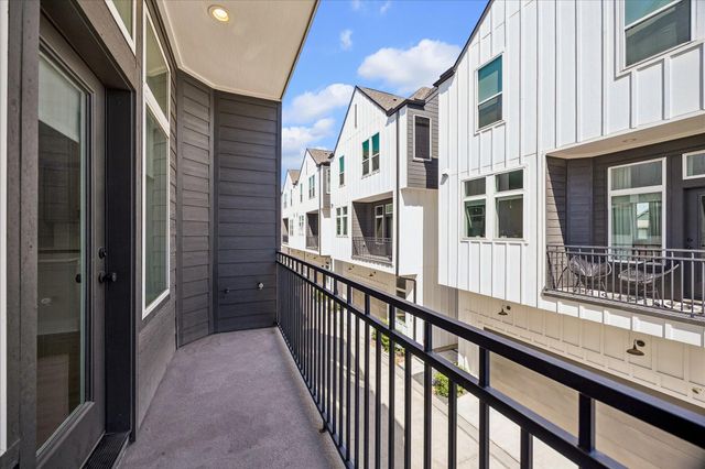 2627 Paul Quinn Street C, Houston, TX 77091