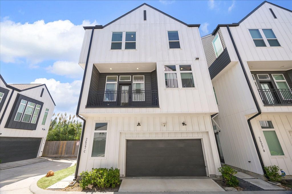 2627 Paul Quinn Street C, Houston, TX 77091