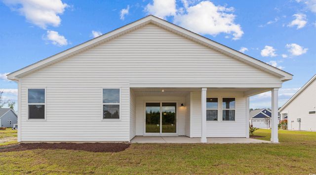 856 Big Cedar Dr., Loris, SC 29569