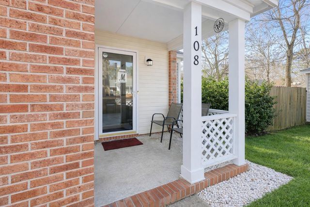 108 Kings Court, Goose Creek, SC 29445