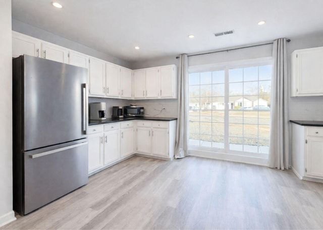 108 Kings Court, Goose Creek, SC 29445