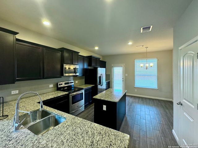 942 Pumpkin, New Braunfels, TX 78130