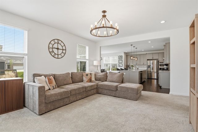 275 Honey Tree Way, Ann Arbor, MI 48103