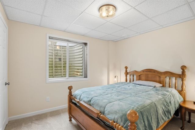 275 Honey Tree Way, Ann Arbor, MI 48103