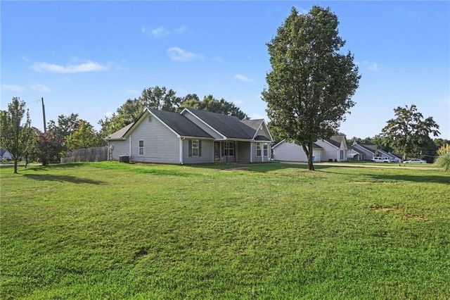 167 Bonnies Way, Jenkinsburg, GA 30234