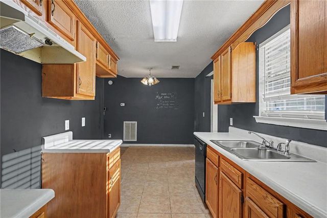 167 Bonnies Way, Jenkinsburg, GA 30234