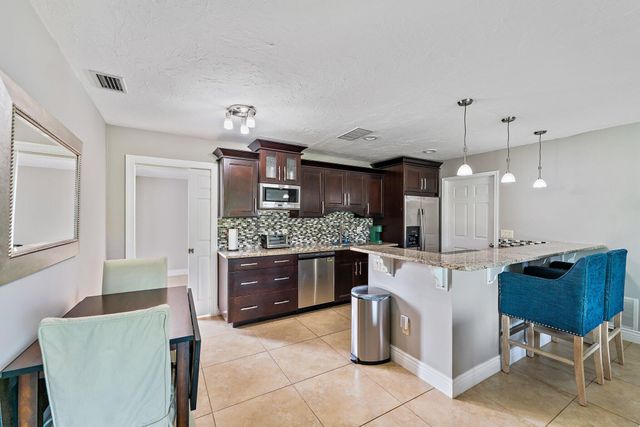 5854 SE Orange Blossom Trail, Hobe Sound, FL 33455