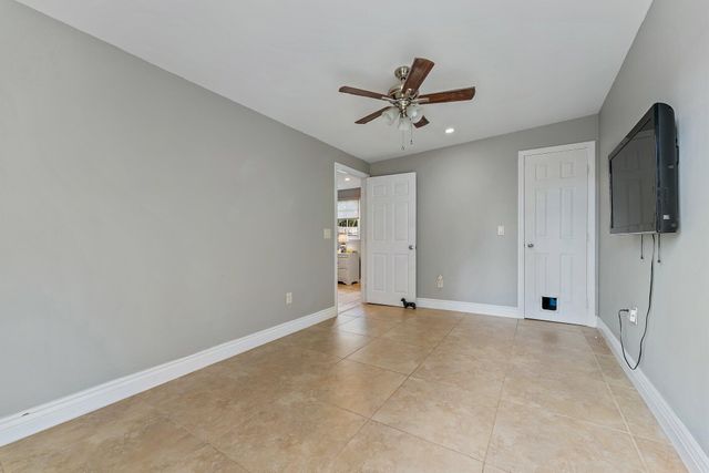 5854 SE Orange Blossom Trail, Hobe Sound, FL 33455