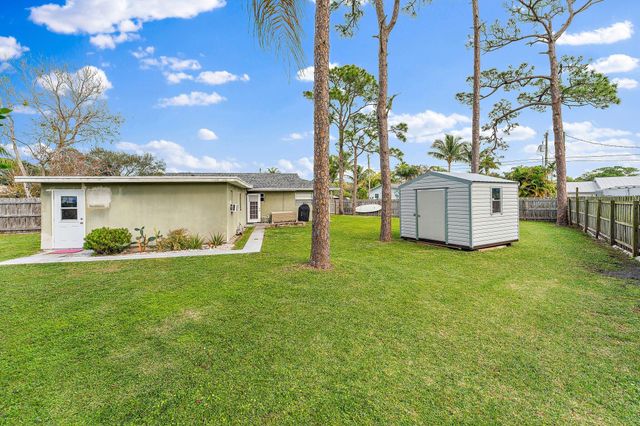 5854 SE Orange Blossom Trail, Hobe Sound, FL 33455