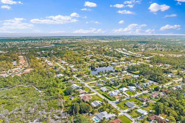 5854 SE Orange Blossom Trail, Hobe Sound, FL 33455