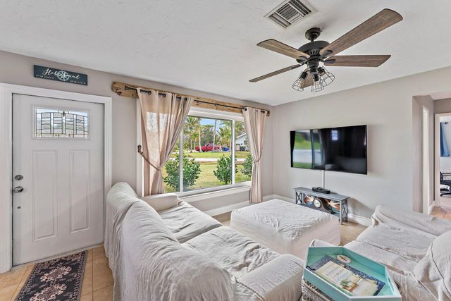 5854 SE Orange Blossom Trail, Hobe Sound, FL 33455