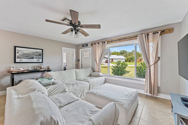 5854 SE Orange Blossom Trail, Hobe Sound, FL 33455