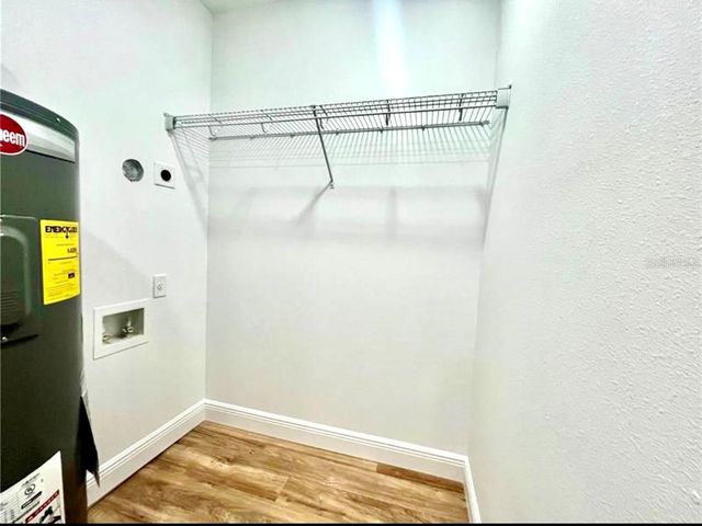 8106 N GREENWOOD AVENUE, Tampa, FL 33604
