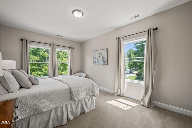 700 Ancient Oaks Drive, Holly Springs, NC 27540