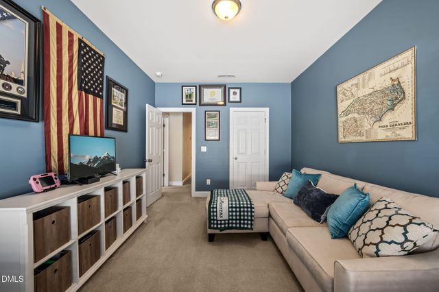 700 Ancient Oaks Drive, Holly Springs, NC 27540