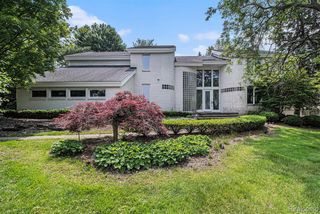 1002 Coldspring Drive, Northville, MI 48167