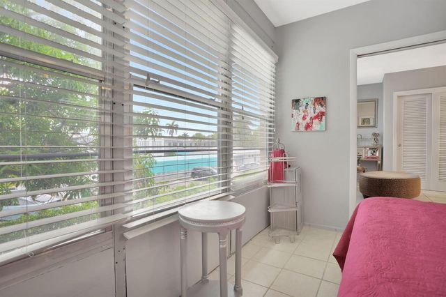 2131 NE 42nd Court 210e, Lighthouse Point, FL 33064