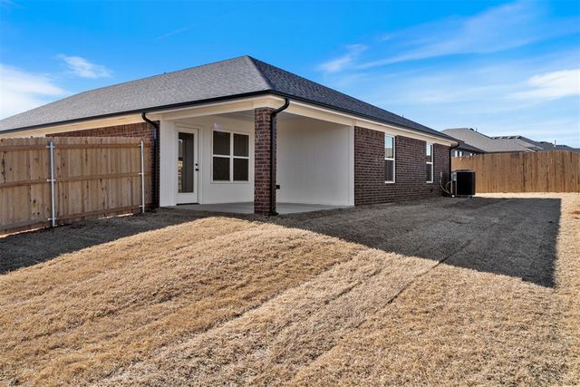 2479 Heather Road, Blanchard, OK 73010
