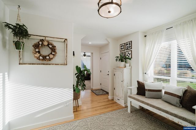 523 NW Harold St, Sublimity, OR 97385