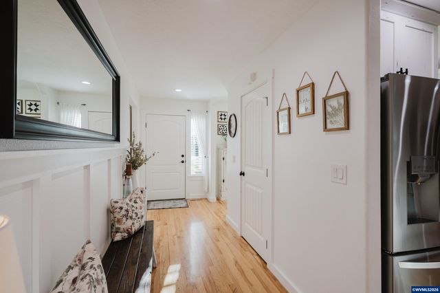 523 NW Harold St, Sublimity, OR 97385