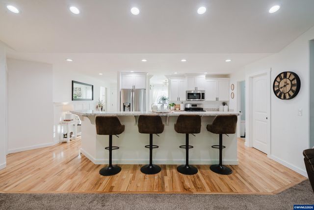 523 NW Harold St, Sublimity, OR 97385