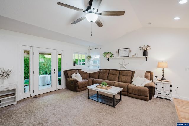 523 NW Harold St, Sublimity, OR 97385