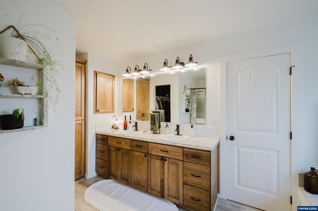 523 NW Harold St, Sublimity, OR 97385