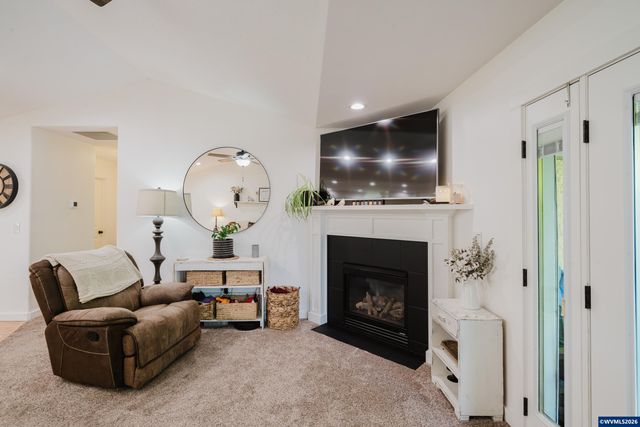 523 NW Harold St, Sublimity, OR 97385