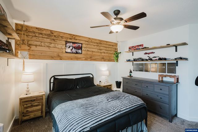 523 NW Harold St, Sublimity, OR 97385