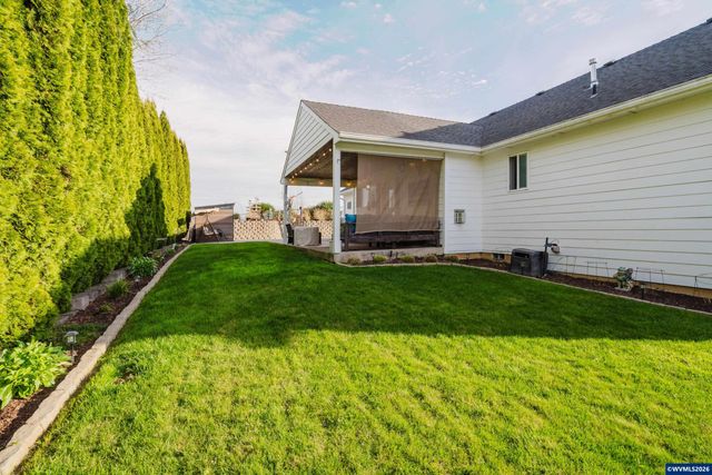 523 NW Harold St, Sublimity, OR 97385