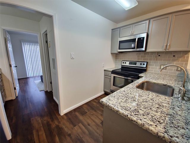 2313 Longview ST 205, Austin, TX 78705