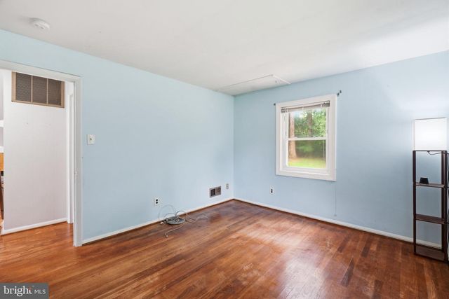 7545 AXTON ST, Springfield, VA 22151