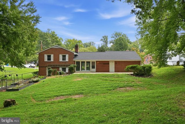 7545 AXTON ST, Springfield, VA 22151