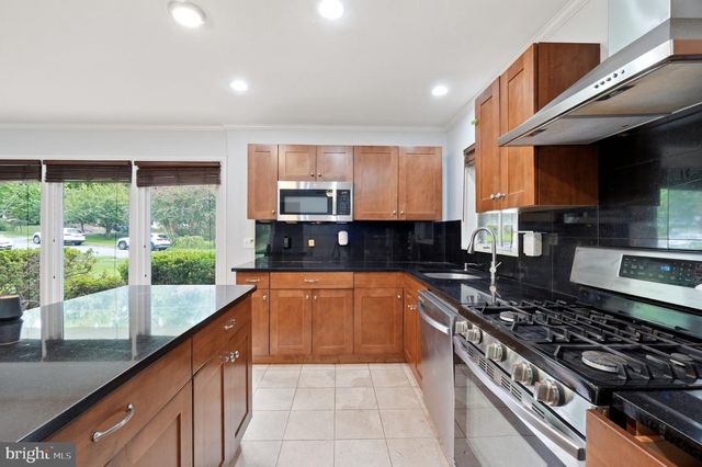 7545 AXTON ST, Springfield, VA 22151
