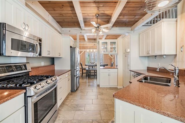 2118 HARBOUR WATCH DRIVE, Tarpon Springs, FL 34689