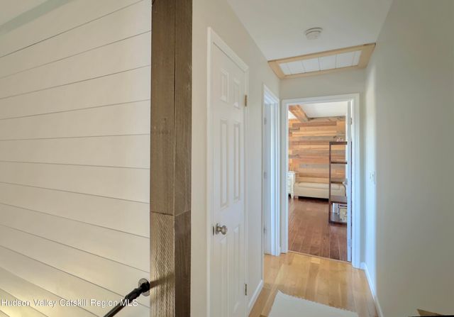 2360 Sleepy Hollow Road, Athens, NY 12015