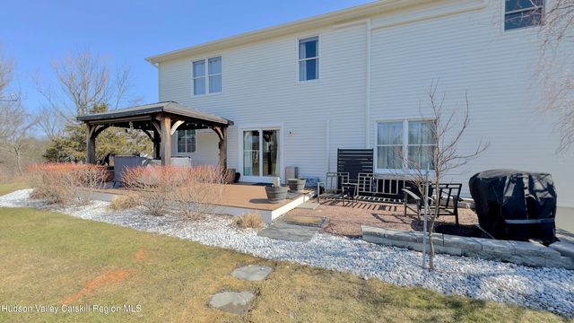 2360 Sleepy Hollow Road, Athens, NY 12015