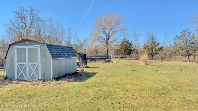 2360 Sleepy Hollow Road, Athens, NY 12015