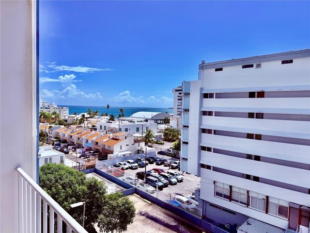 6471 ISLA VERDE 608, Carolina, PR 00979