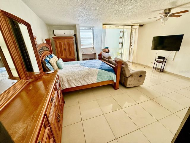 6471 ISLA VERDE 608, Carolina, PR 00979