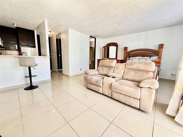 6471 ISLA VERDE 608, Carolina, PR 00979