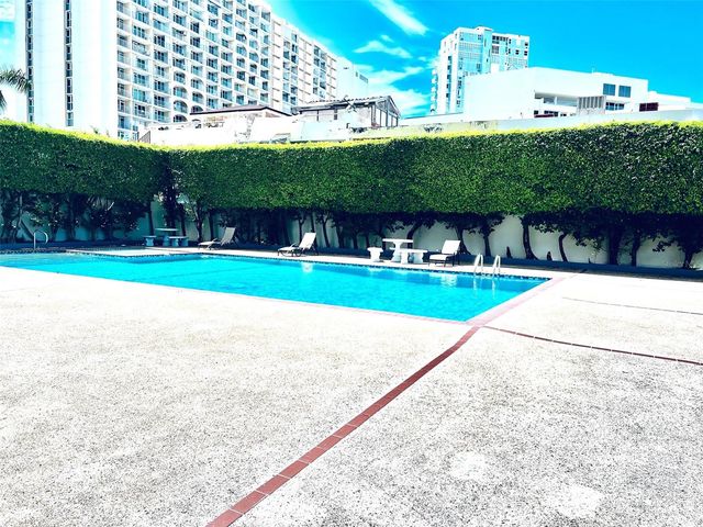 6471 ISLA VERDE 608, Carolina, PR 00979