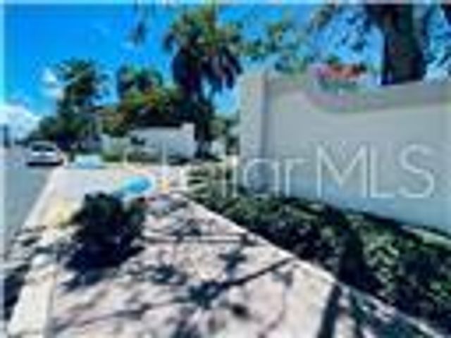 6471 ISLA VERDE 608, Carolina, PR 00979