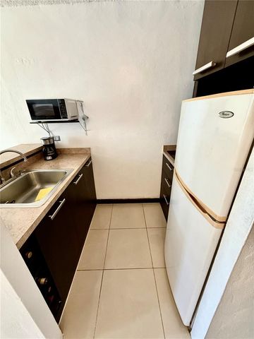 6471 ISLA VERDE 608, Carolina, PR 00979