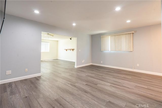 11534 Elvins, Lakewood, CA 90715