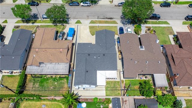 11534 Elvins, Lakewood, CA 90715