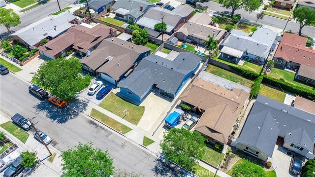 11534 Elvins, Lakewood, CA 90715